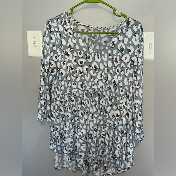 Tunic - Picture 3 of 6